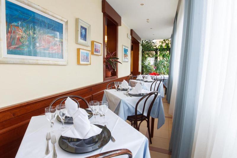 Hotel Mistrello Di Savoia Borgo Val di Taro Dış mekan fotoğraf