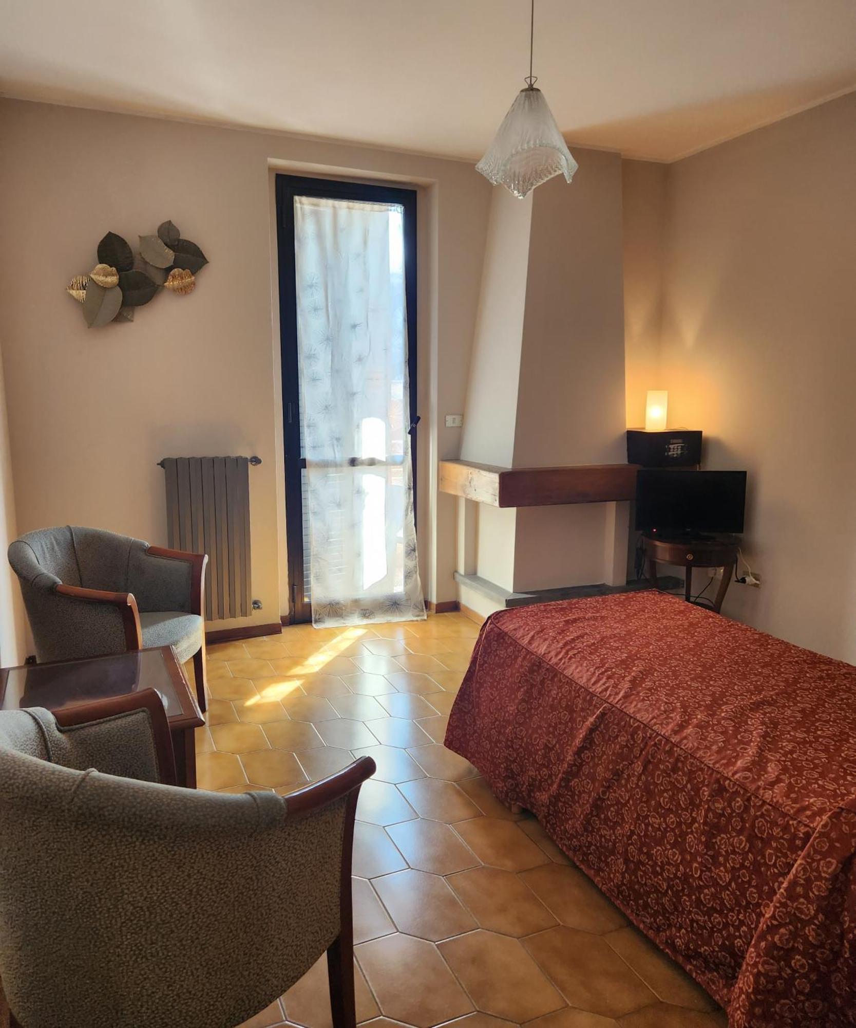Hotel Mistrello Di Savoia Borgo Val di Taro Dış mekan fotoğraf